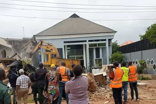 Govt Demolishes Twin Duplex of Man Who Pulled Down Enugu Airport's ...