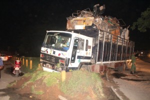 Truck in Lagos Crashes Into Festac Link Bridge Green Zone